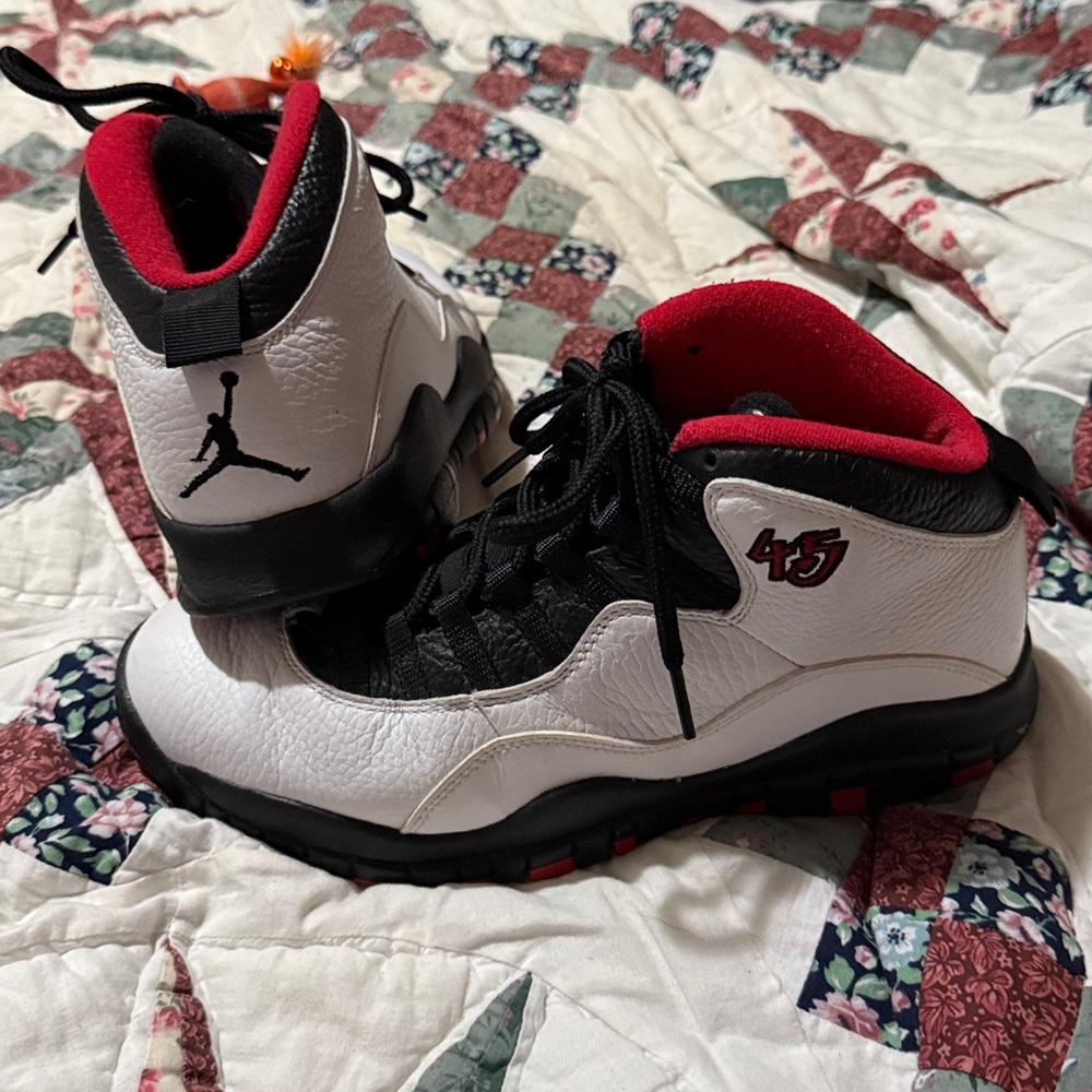 Nike Air Jordan Collection sz 8